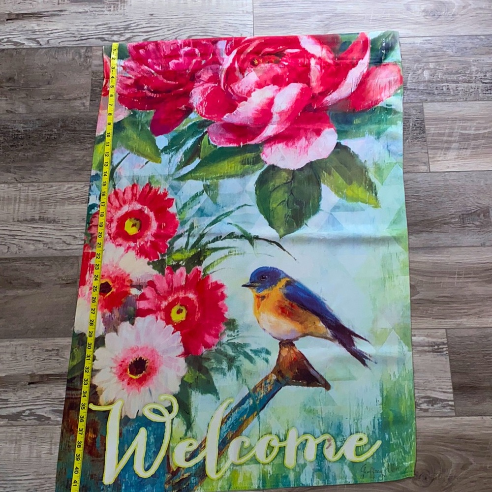 NEW 2-sided house flag. “Welcome”  Size is 42” x 29” (house Size, not garden Sz)